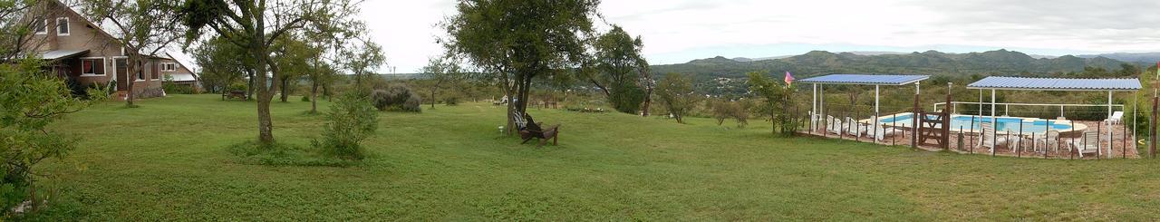 Cabanas Del Penasco Alpa Corral Kültér fotó